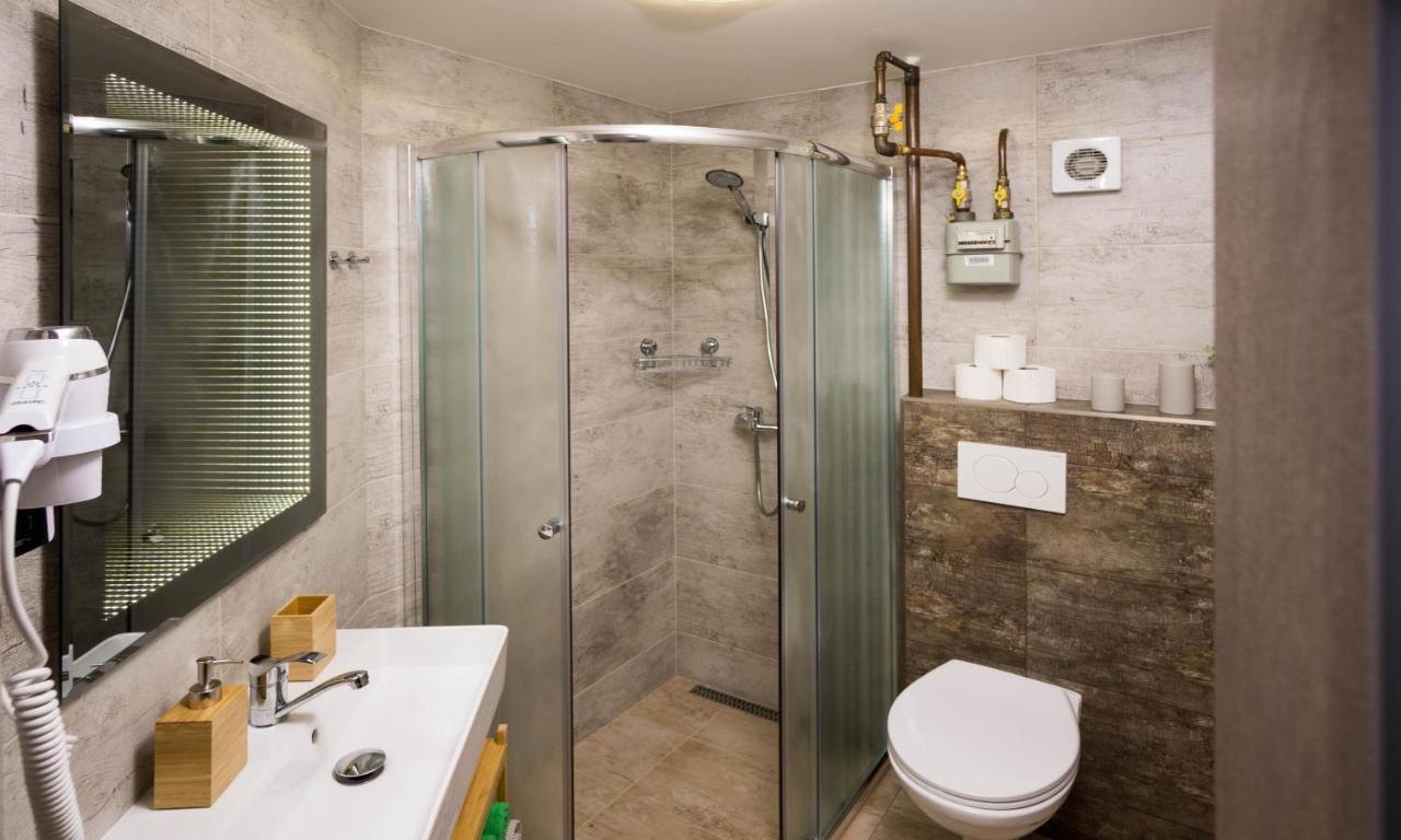 Flying Bed Apartment Close To Prague Castle And Airport * Prague
